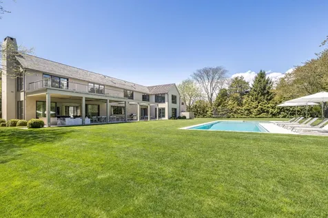 83 Atlantic Avenue Amagansett NY 11930