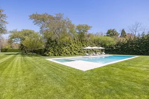 83 Atlantic Avenue Amagansett NY 11930