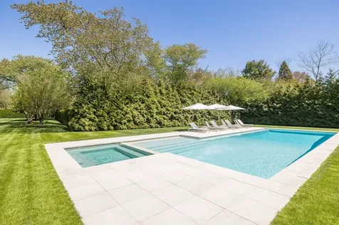 83 Atlantic Avenue Amagansett NY 11930