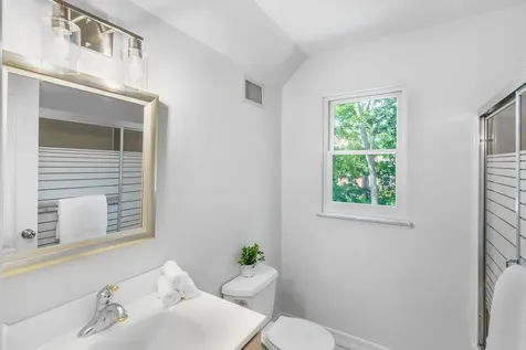 138A Montauk Highway West Hampton NY 11977
