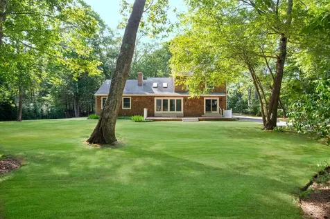 138A Montauk Highway West Hampton NY 11977