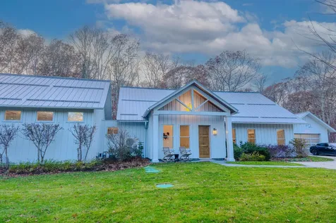 9 Daniel's Hole Road East Hampton NY 11937