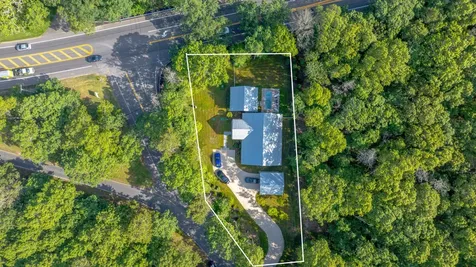 9 Daniel's Hole Road East Hampton NY 11937