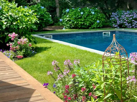 415 Seven Ponds Towd Road Water Mill NY 11976