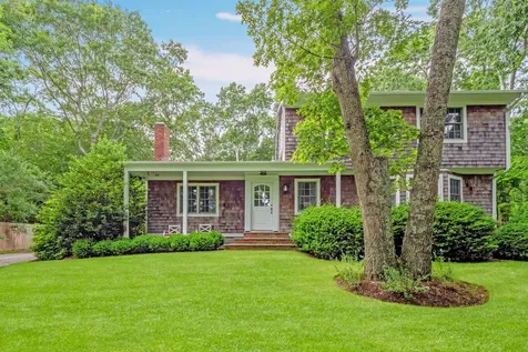 415 Seven Ponds Towd Road Water Mill NY 11976