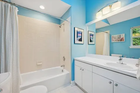 15 East Gate Road Wainscott NY 11975