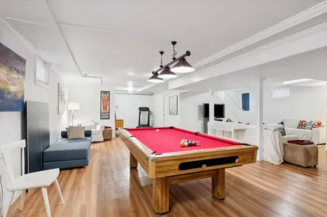 15 East Gate Road Wainscott NY 11975