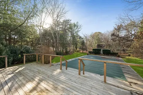 15 East Gate Road Wainscott NY 11975