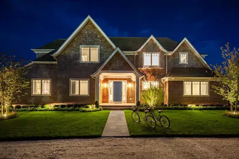 30 Rosko Lane Southampton NY 11968