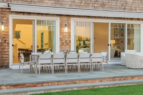 30 Rosko Lane Southampton NY 11968