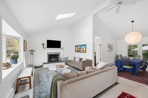 26 Woodbine Drive East Hampton NY 11937