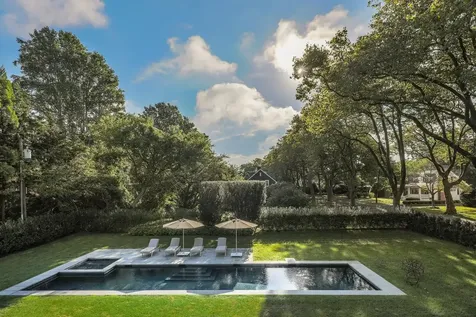 88 Mill Hill Lane East Hampton NY 11937