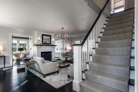 88 Mill Hill Lane East Hampton NY 11937