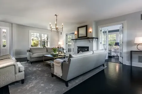 88 Mill Hill Lane East Hampton NY 11937