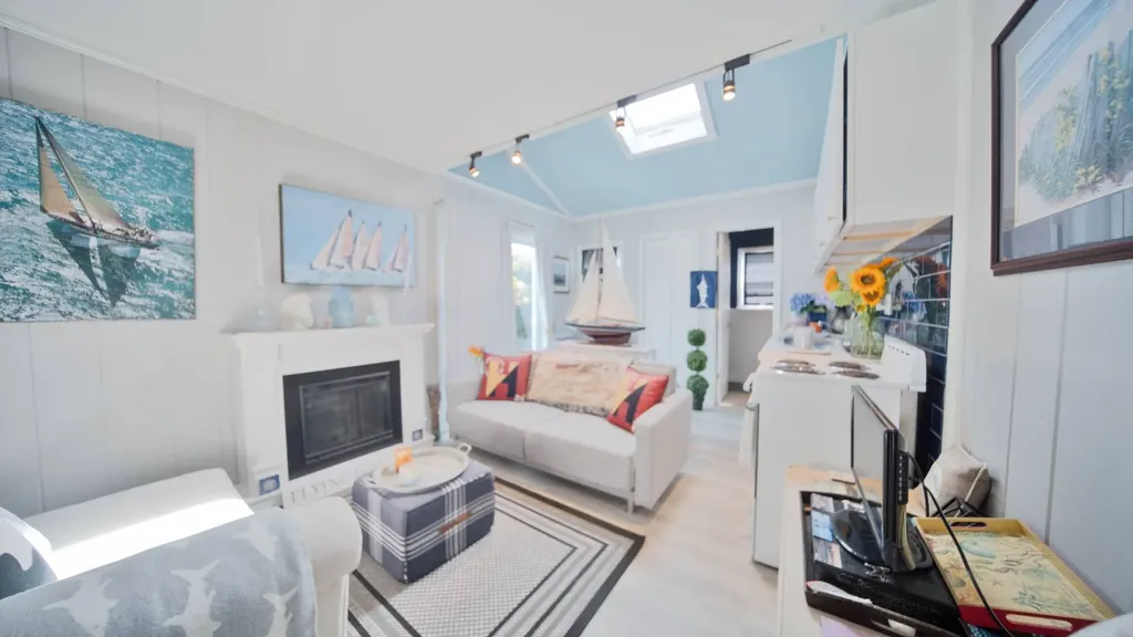 30 Rampasture Road Hampton Bays NY 11946