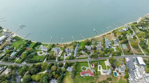 30 Rampasture Road Hampton Bays NY 11946
