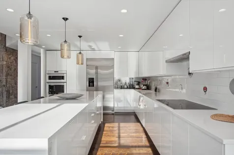 11 Georgica Road East Hampton NY 11937