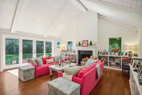 20 Dominy Court East Hampton NY 11937