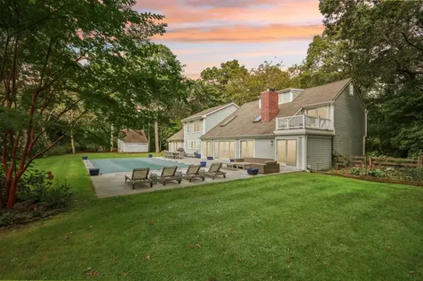 20 Dominy Court East Hampton NY 11937
