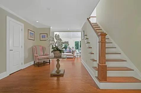 20 Dominy Court East Hampton NY 11937