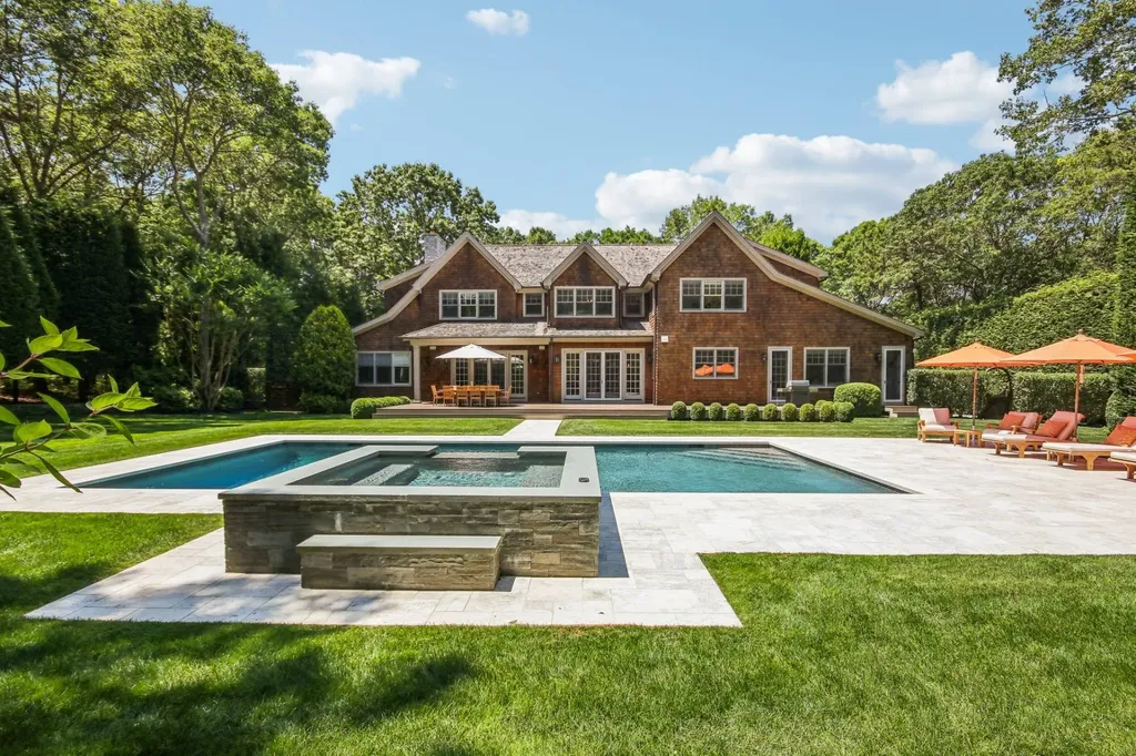 5 Dering Lane East Hampton NY 11937
