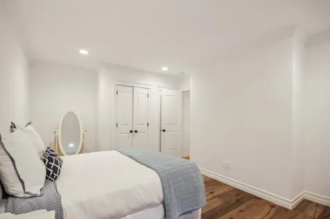 5 Dering Lane East Hampton NY 11937