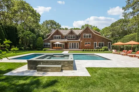 5 Dering Lane East Hampton NY 11937