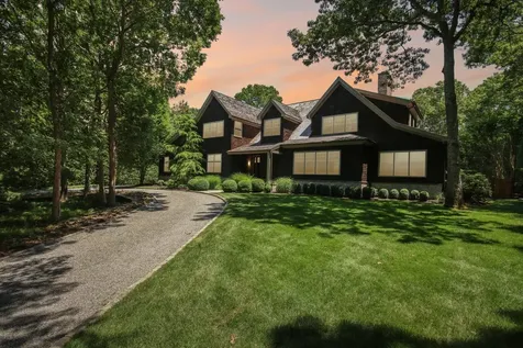 5 Dering Lane East Hampton NY 11937