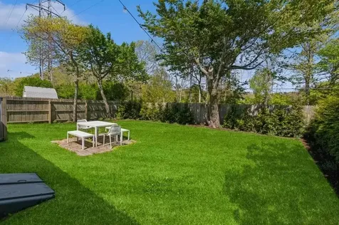 40 Grove Street Amagansett NY 11930