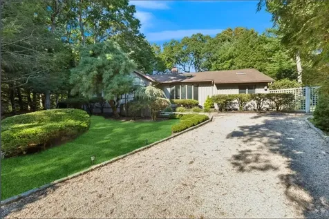 4 Spy Glass Lane East Hampton NY 11937