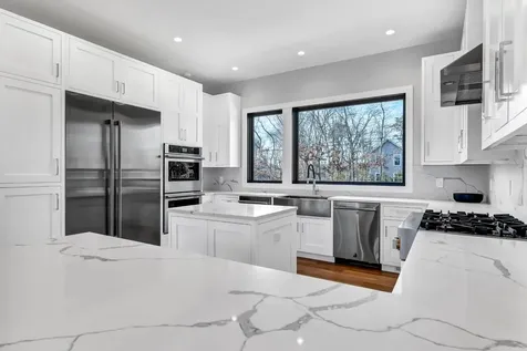 24 Hedges Lane Wainscott NY 11975