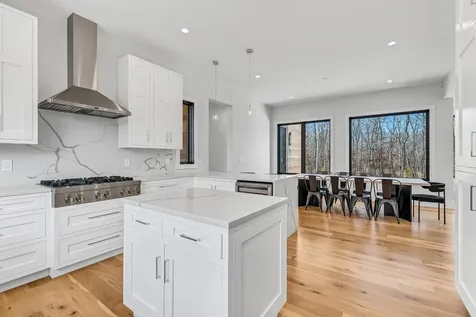 24 Hedges Lane Wainscott NY 11975