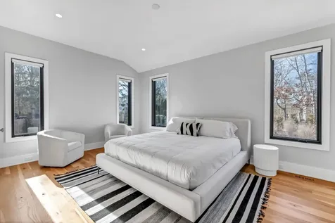 24 Hedges Lane Wainscott NY 11975