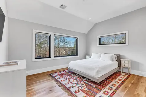 24 Hedges Lane Wainscott NY 11975