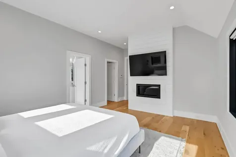 24 Hedges Lane Wainscott NY 11975