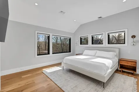 24 Hedges Lane Wainscott NY 11975