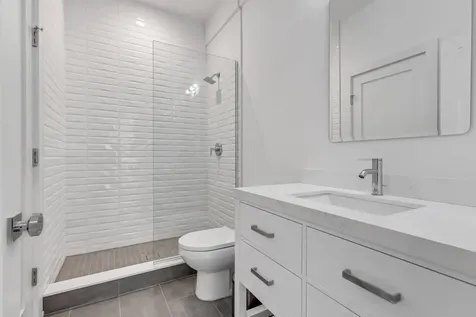 24 Hedges Lane Wainscott NY 11975