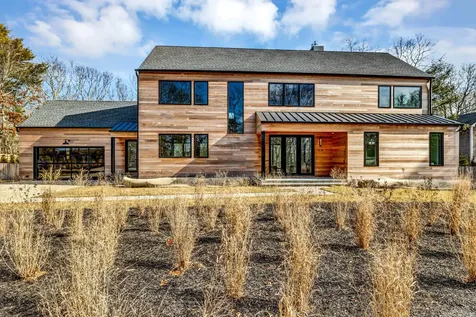24 Hedges Lane Wainscott NY 11975