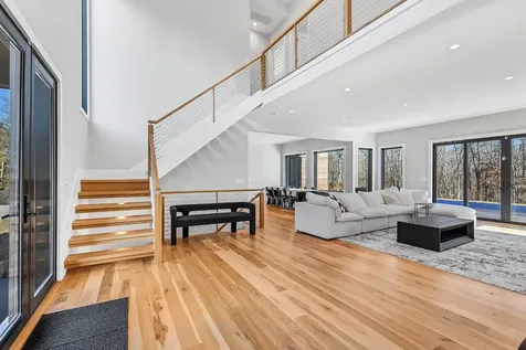 24 Hedges Lane Wainscott NY 11975