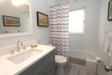 118 Sycamore Drive East Hampton NY 11937