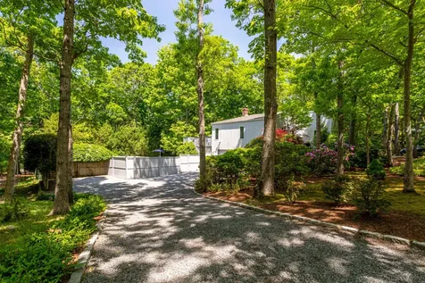 118 Sycamore Drive East Hampton NY 11937