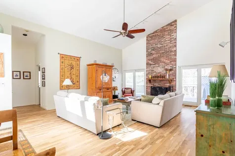 118 Sycamore Drive East Hampton NY 11937