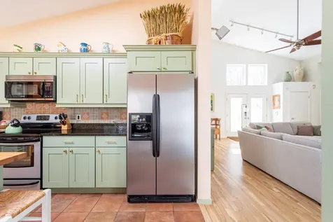 118 Sycamore Drive East Hampton NY 11937