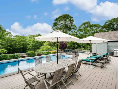 22 Blueberry Knolls Lane East Hampton NY 11937