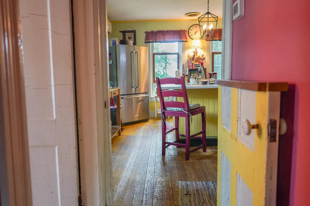 31 Amerio Road Poultney VT 05764