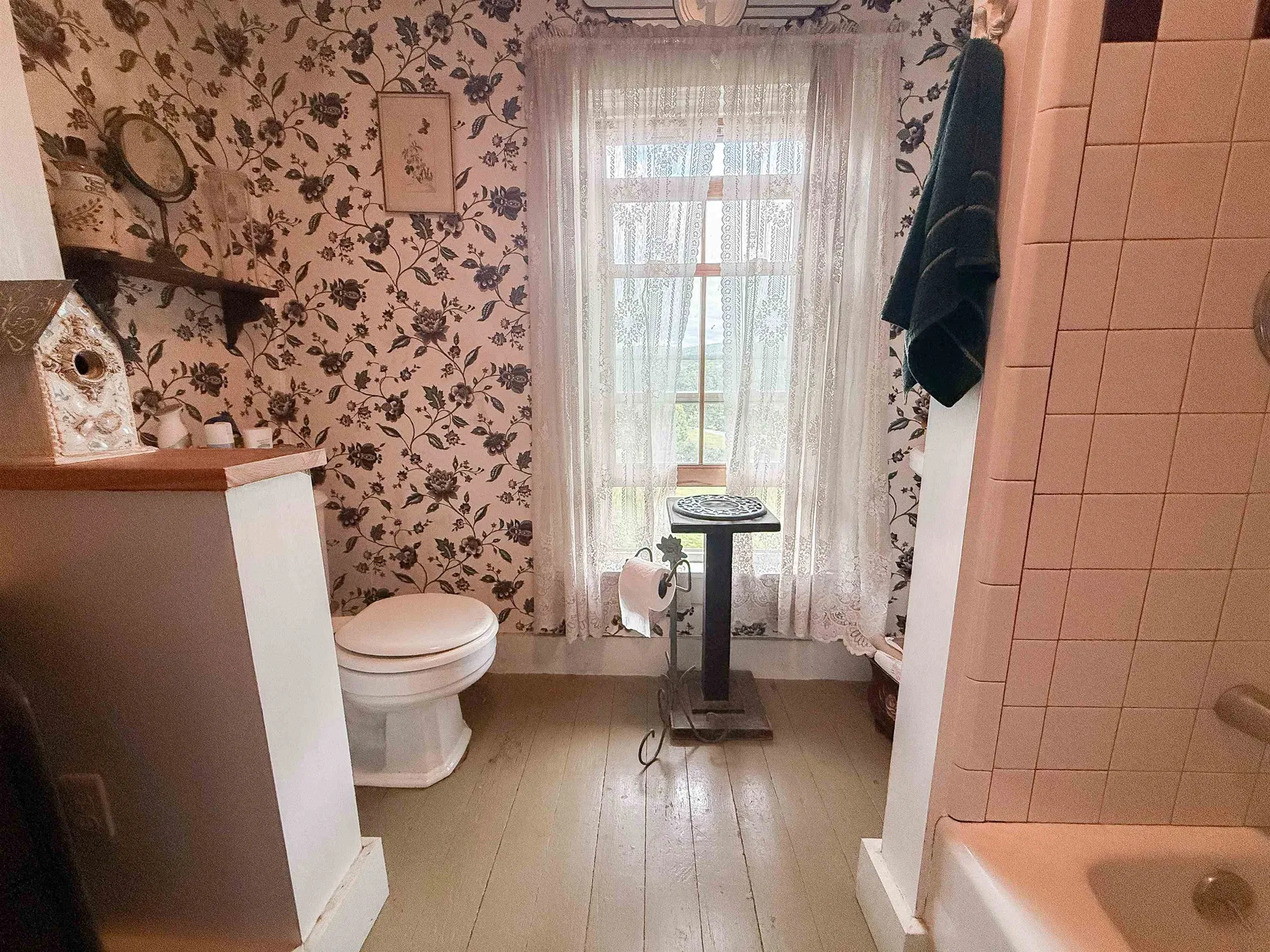 31 Amerio Road Poultney VT 05764