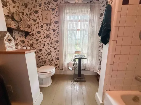 31 Amerio Road Poultney VT 05764