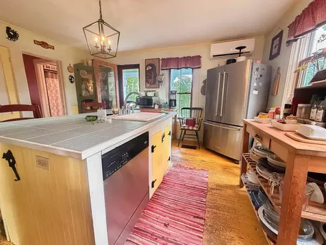 31 Amerio Road Poultney VT 05764