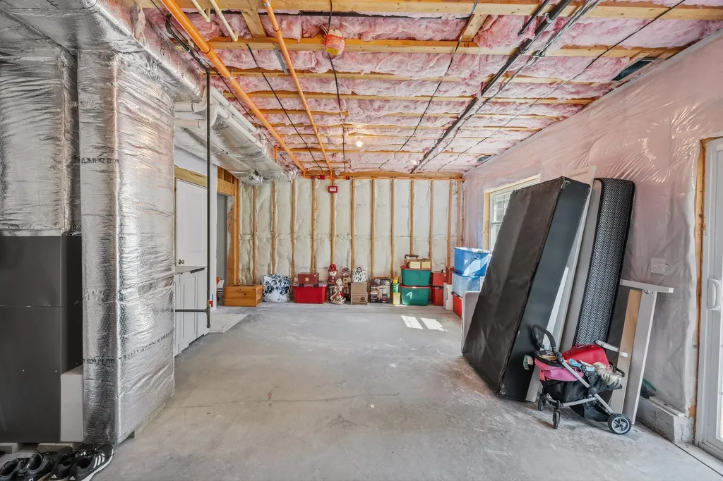 11 Manor Drive Hooksett NH 03106