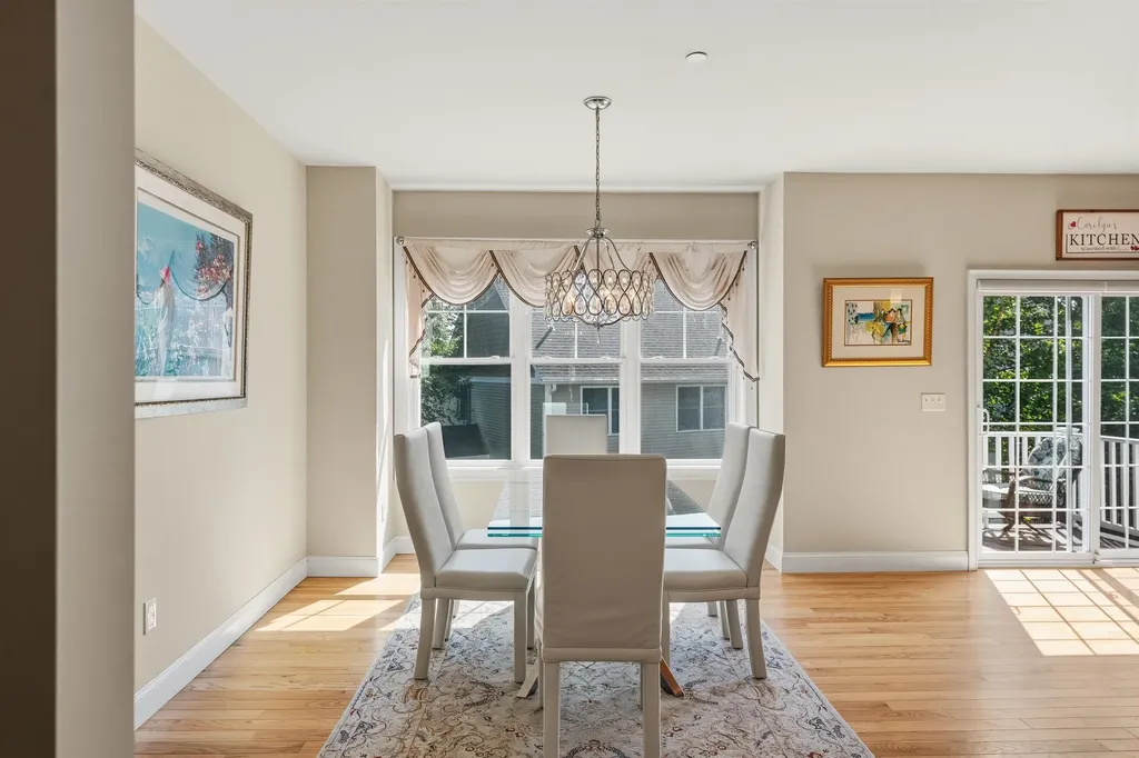 11 Manor Drive Hooksett NH 03106